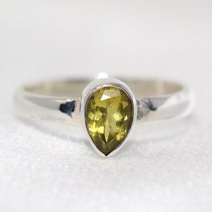 Sterling Silver Yellow Aquamarine Teardrop Solitaire Stack Ring - size 6.75